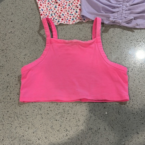 Bundle 7 year old crop tops - Picture 6 of 8